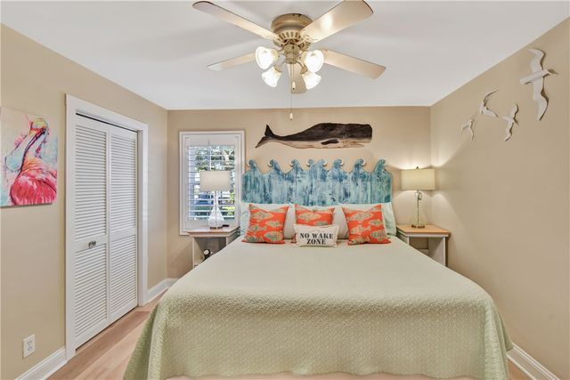 207 W Island Square Drive 207, St Simons Island, GA 31522