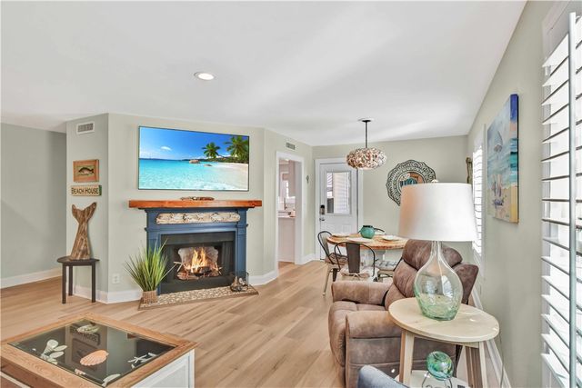 207 W Island Square Drive 207, St Simons Island, GA 31522