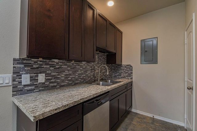 20211 Hemlock Lane, Montgomery, TX 77356