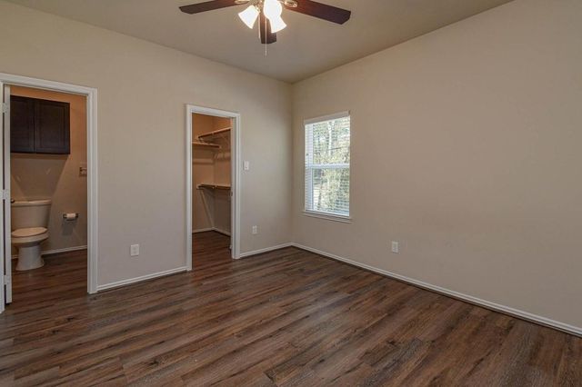 20211 Hemlock Lane, Montgomery, TX 77356