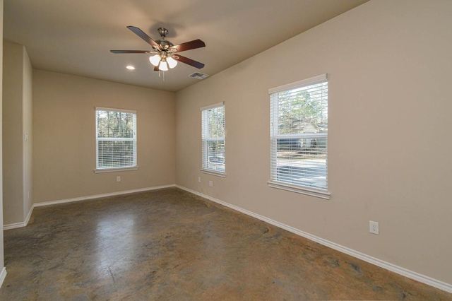 20211 Hemlock Lane, Montgomery, TX 77356