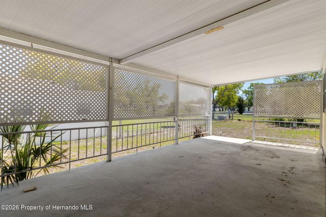 12260 Hallmark Avenue, Brooksville, FL 34613