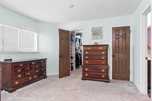 5323 Vista Run, San Antonio, TX 78247