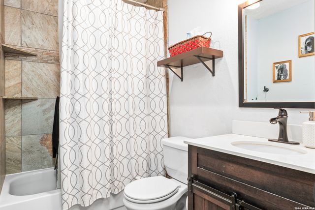 5323 Vista Run, San Antonio, TX 78247