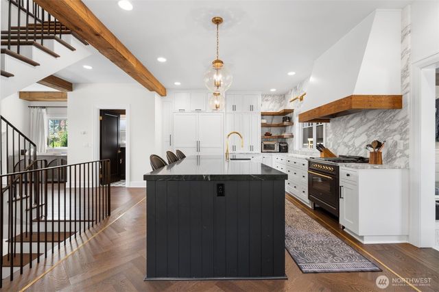 312 Prospect Street, Seattle, WA 98109