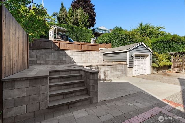 312 Prospect Street, Seattle, WA 98109