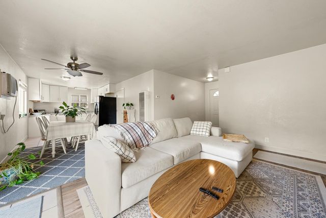 2115 Forestlake Dr, Rancho Cordova, CA 95670