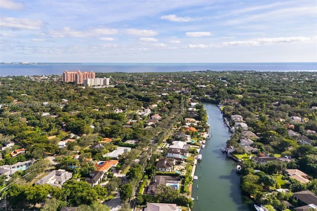 6520 San Vicente Street, Coral Gables, FL 33146