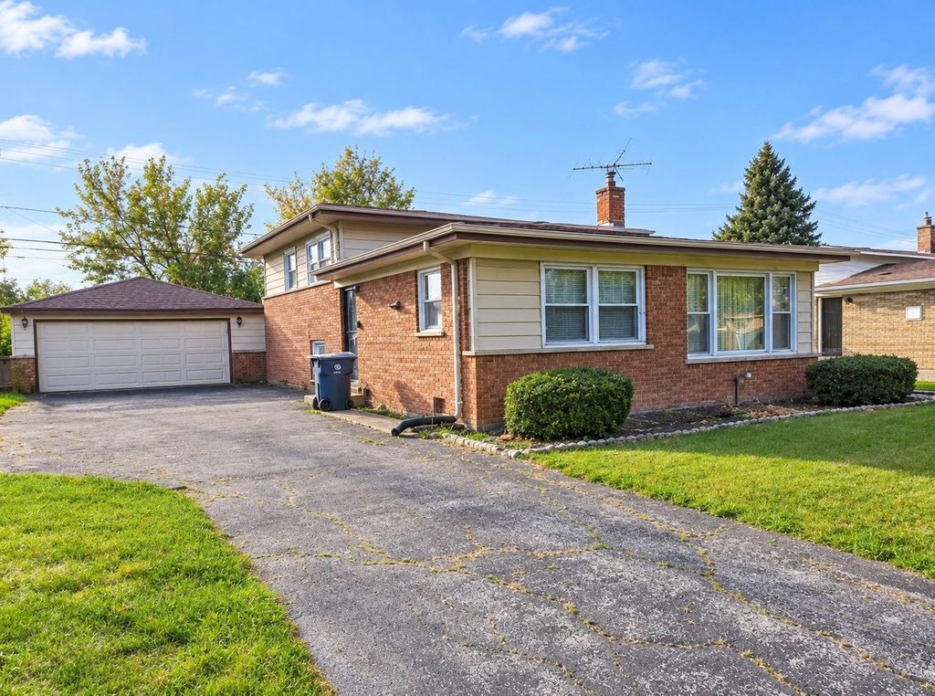 404 Westgate Avenue, Chicago Heights, IL 60411