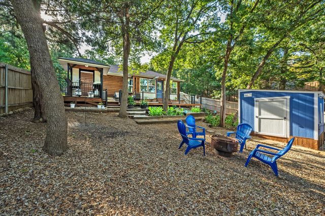 153 Bridlepath Drive, Pottsboro, TX 75076