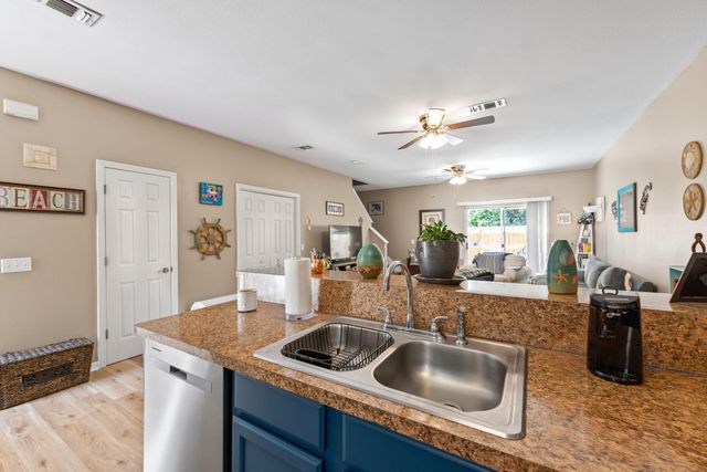 6922 Sea Turtle Circle, Navarre, FL 32566