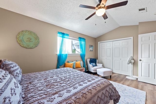 6922 Sea Turtle Circle, Navarre, FL 32566