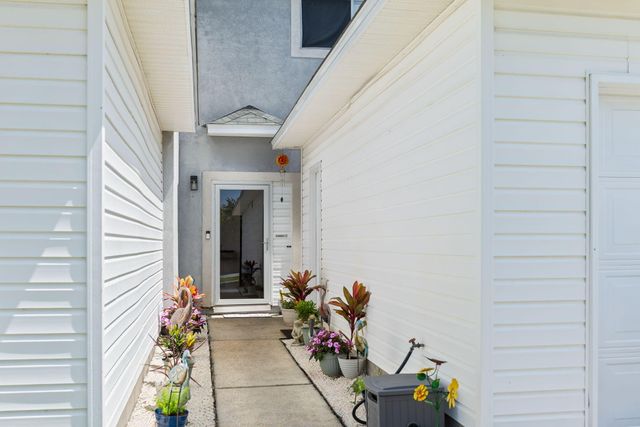 6922 Sea Turtle Circle, Navarre, FL 32566