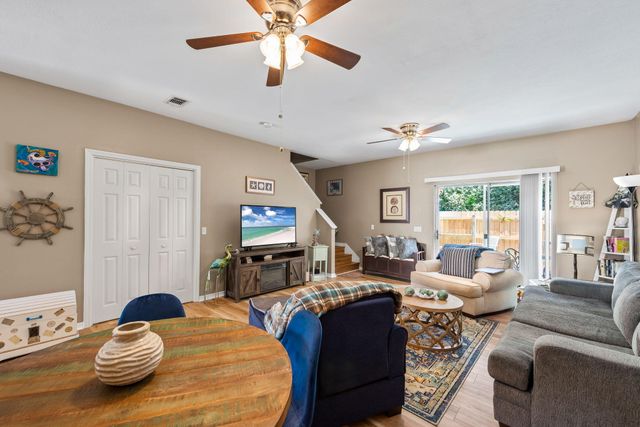 6922 Sea Turtle Circle, Navarre, FL 32566