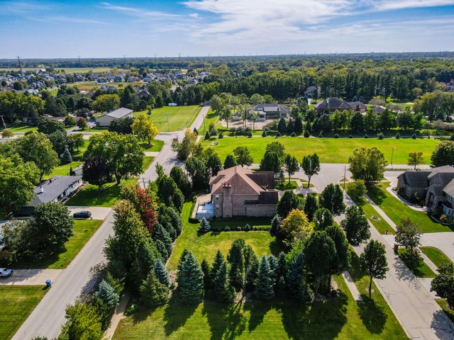 24800 Barolo Drive, Plainfield, IL 60586