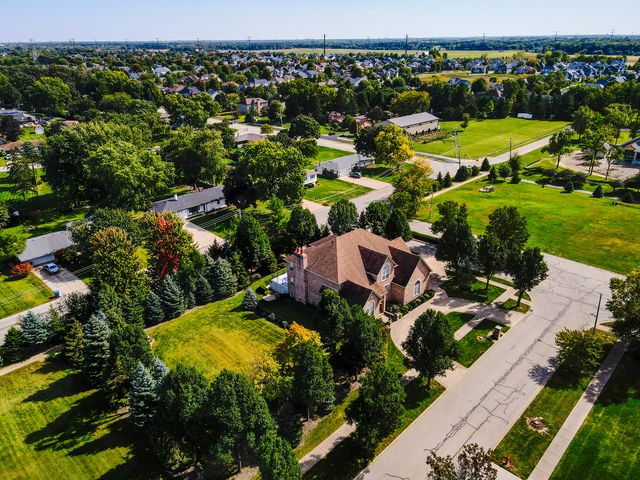 24800 Barolo Drive, Plainfield, IL 60586