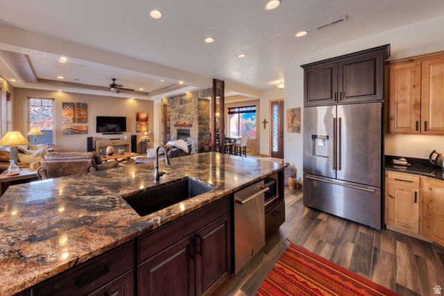 2075 S MUNSEY DR, Moab, UT 84532