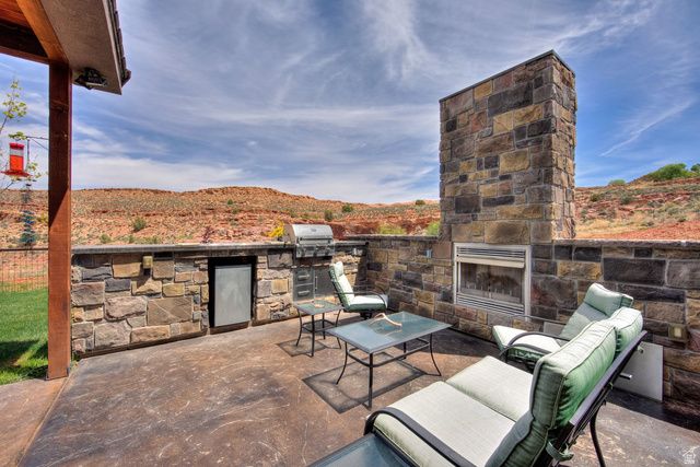 2075 S MUNSEY DR, Moab, UT 84532