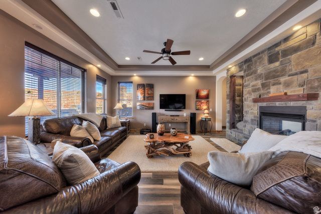 2075 S MUNSEY DR, Moab, UT 84532