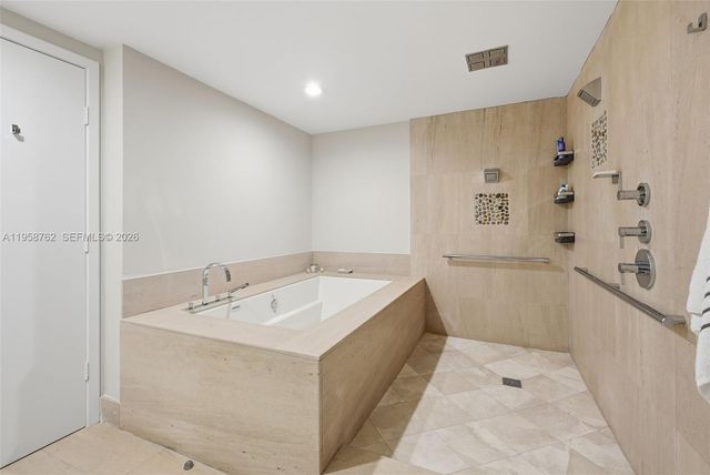 5875 Collins Avenue 502, Miami Beach, FL 33140