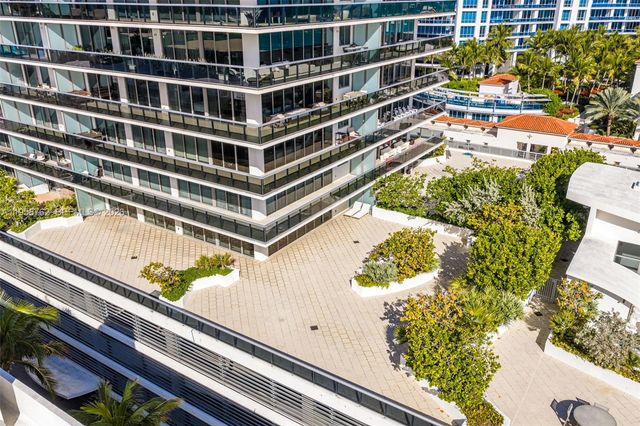 5875 Collins Avenue 502, Miami Beach, FL 33140
