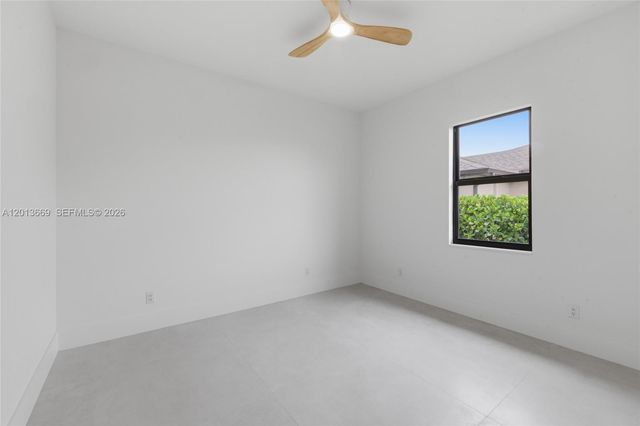 1730 SW 38th Lane, Cape Coral, FL 33914