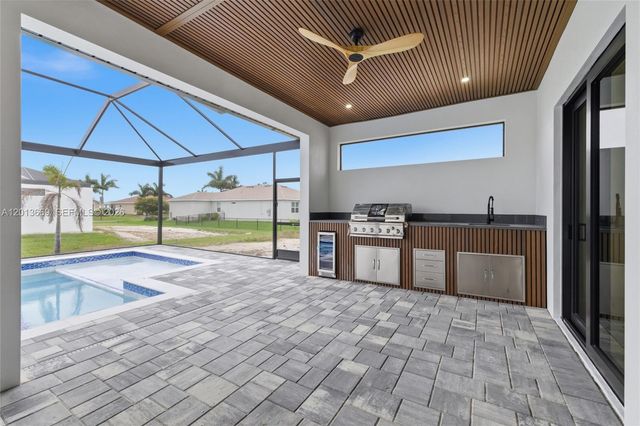 1730 SW 38th Lane, Cape Coral, FL 33914
