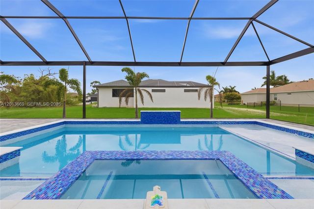 1730 SW 38th Lane, Cape Coral, FL 33914