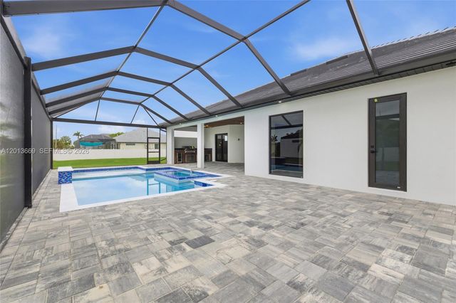 1730 SW 38th Lane, Cape Coral, FL 33914