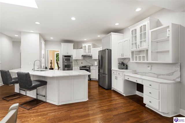 807 Lakeside Drive, Elizabethtown, KY 42701