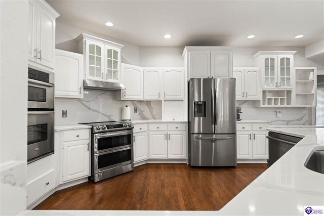 807 Lakeside Drive, Elizabethtown, KY 42701