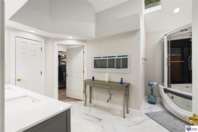 807 Lakeside Drive, Elizabethtown, KY 42701