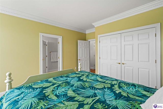 807 Lakeside Drive, Elizabethtown, KY 42701