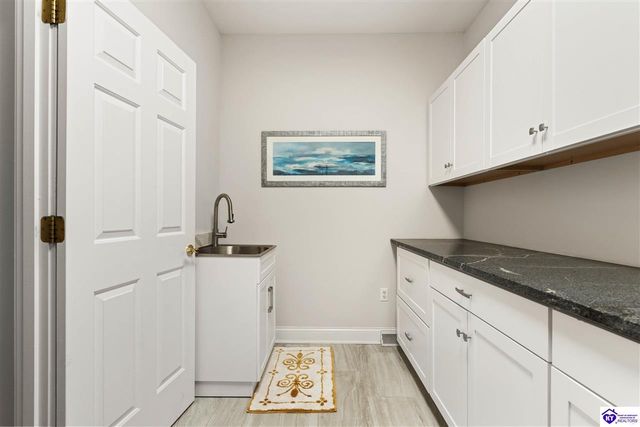 807 Lakeside Drive, Elizabethtown, KY 42701