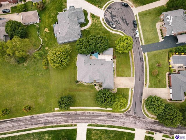 807 Lakeside Drive, Elizabethtown, KY 42701