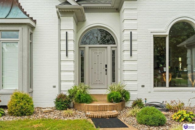 807 Lakeside Drive, Elizabethtown, KY 42701