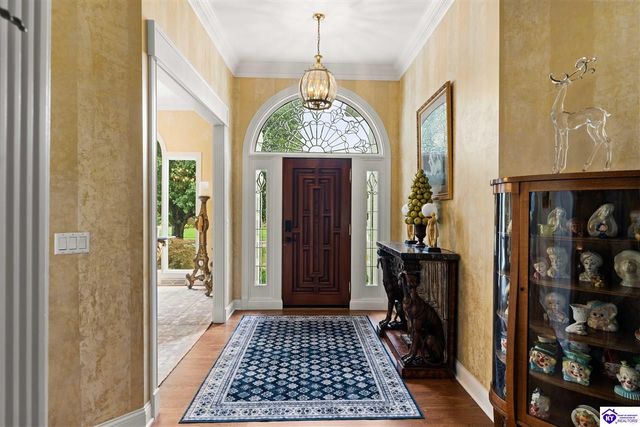 807 Lakeside Drive, Elizabethtown, KY 42701