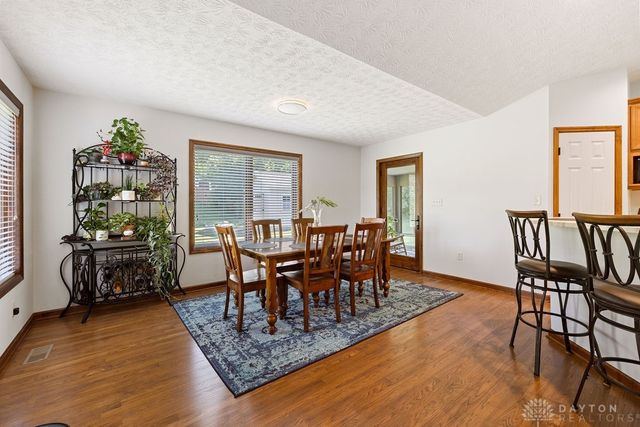 7595 Meeker Road, Dayton, OH 45414