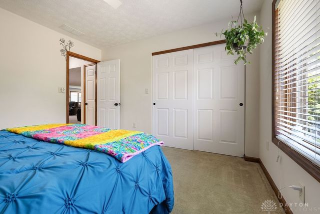 7595 Meeker Road, Dayton, OH 45414