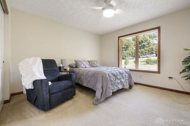 7595 Meeker Road, Dayton, OH 45414