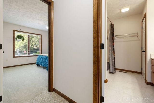 7595 Meeker Road, Dayton, OH 45414
