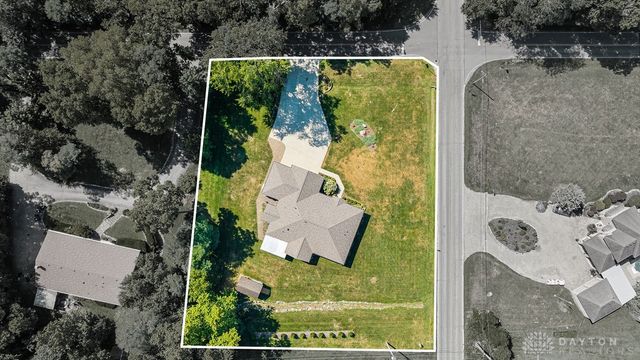 7595 Meeker Road, Dayton, OH 45414