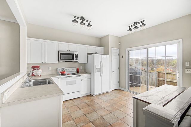 507 Old Towne Dr, Brentwood, TN 37027