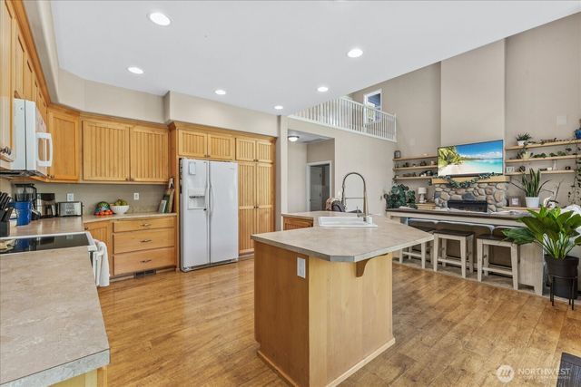 434 Islandcrest Drive, Camano Island, WA 98282