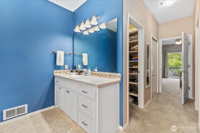 434 Islandcrest Drive, Camano Island, WA 98282