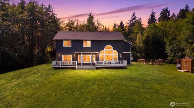 434 Islandcrest Drive, Camano Island, WA 98282