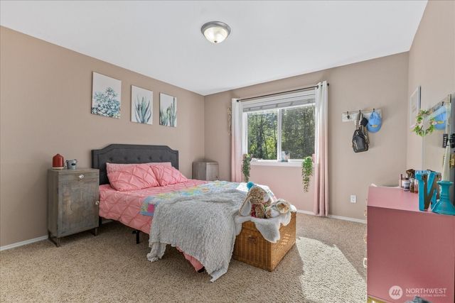 434 Islandcrest Drive, Camano Island, WA 98282