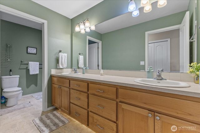 434 Islandcrest Drive, Camano Island, WA 98282