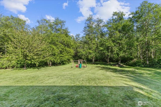 434 Islandcrest Drive, Camano Island, WA 98282