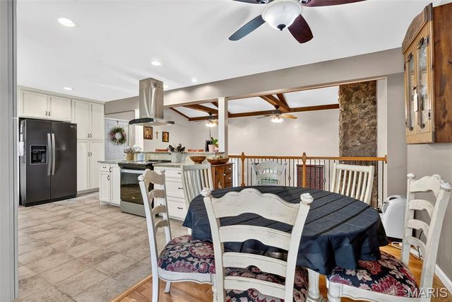 164 Country Squire Lane, Washington, MO 63090